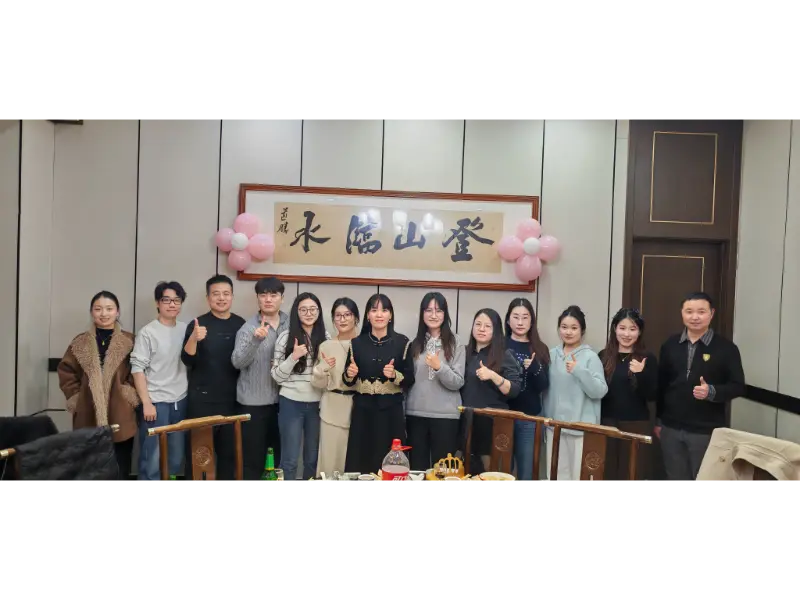 Ngisi daya menyang 2026: Maotong Ngerayakake Taun Anyar kanthi Visi Keunggulan